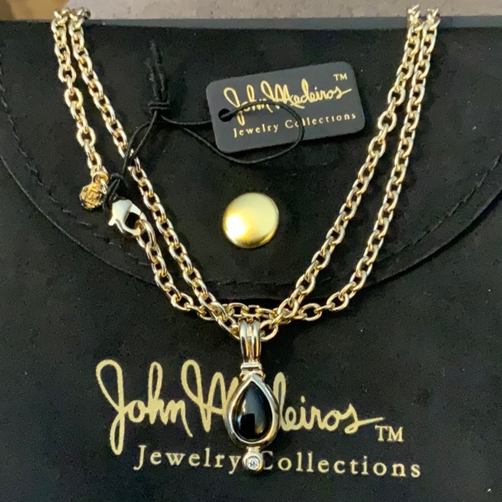 John Medeiros Gold and Black Pendant Necklace - Picture 3 of 3